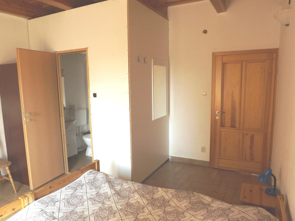 Napos Vendégház Győr Esterno foto