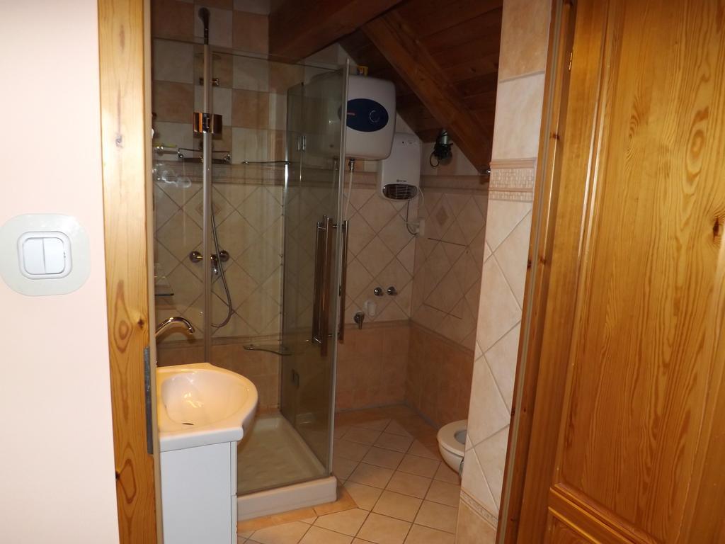Napos Vendégház Győr Esterno foto