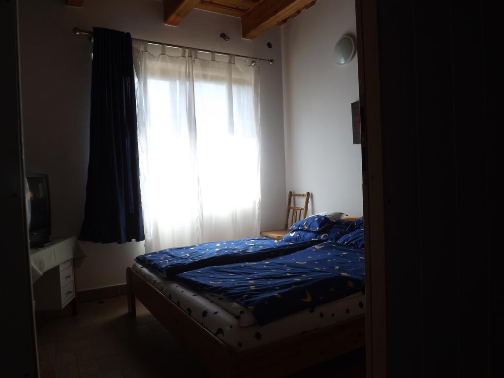 Napos Vendégház Győr Esterno foto